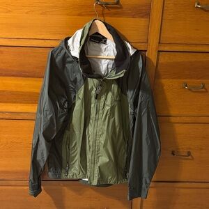 Marmot Men's Forest and Moss Raincoat